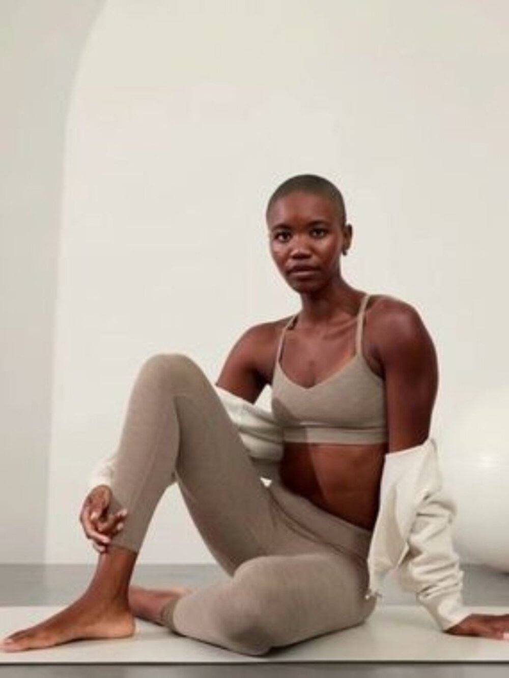 Athleta Elation Ultra High Rise 7/8 legging
